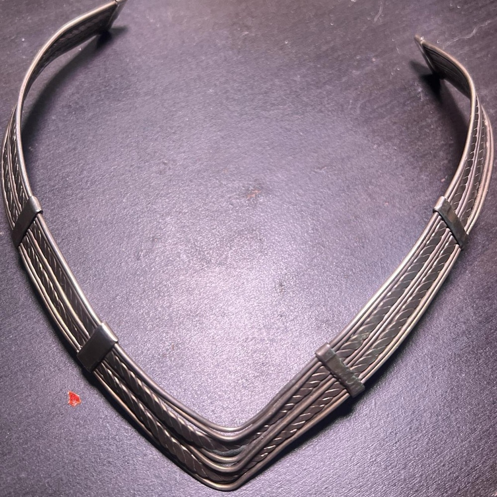 Silver Textured Choker Necklace